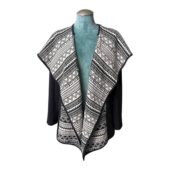 En Crème Black White Aztec Pattern Open Front Cardigan Sweater Size M - Picture 1 of 7